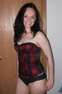 , 22  female escort, kootenays